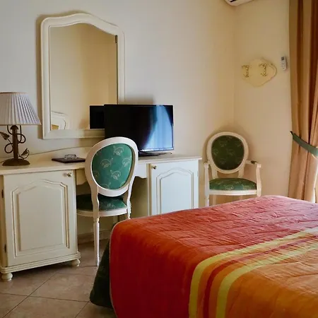 Hotel Roscianum Welness 4*